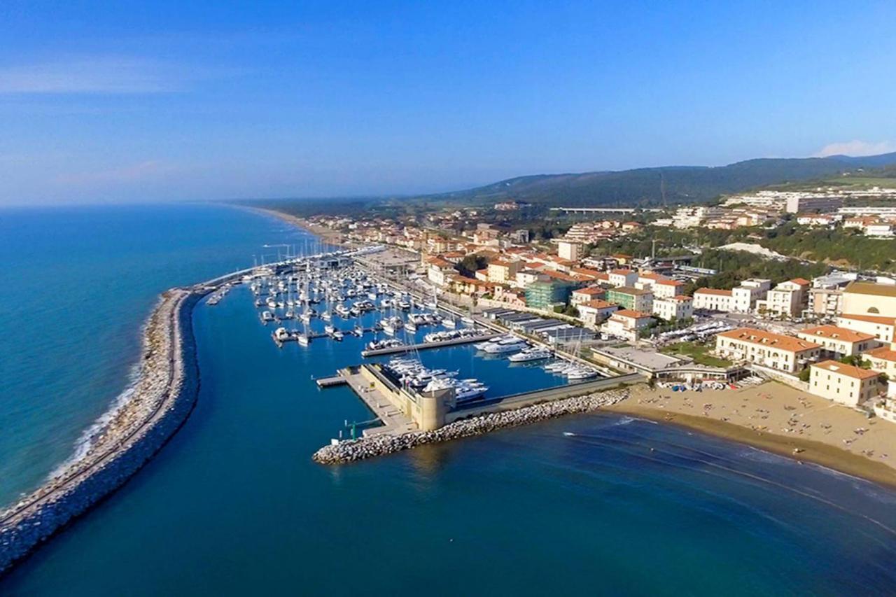 Appartamento Claudi A San Vincenzo Eksteriør billede